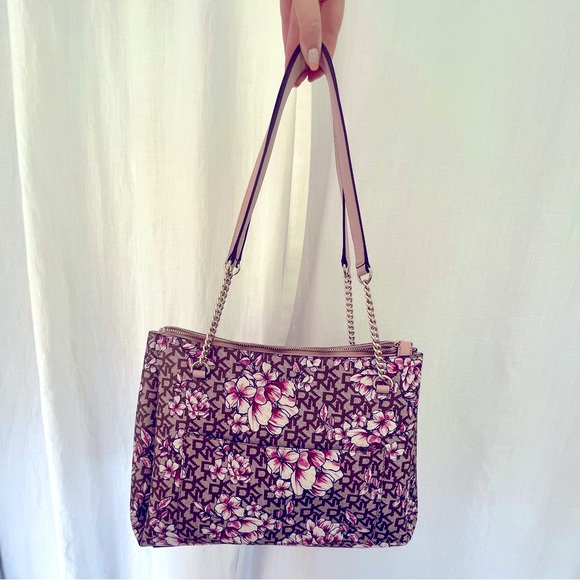 DKNY bag - Picture 2 of 8